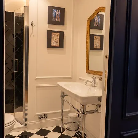 Augusto Boutique Rome