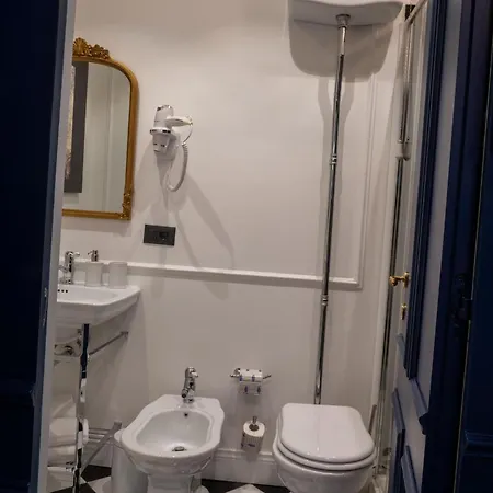 בית נופש Augusto Boutique רומא